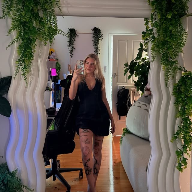 PaladinAmber Photo #3