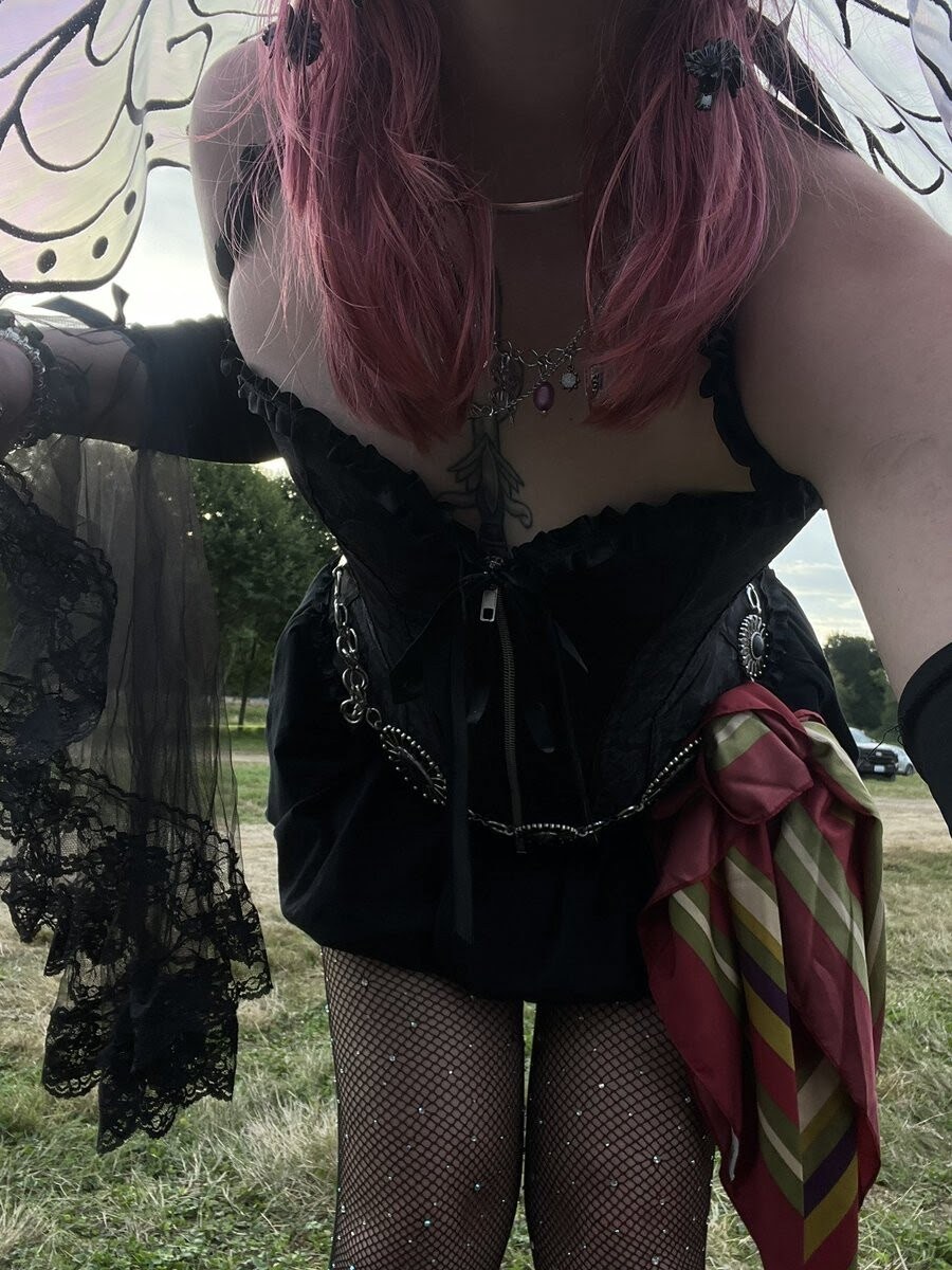 Msvioletvixxen Photo #13