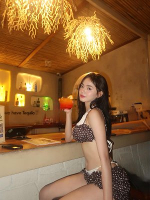 Lyndin Daphne Cruz Photo #11