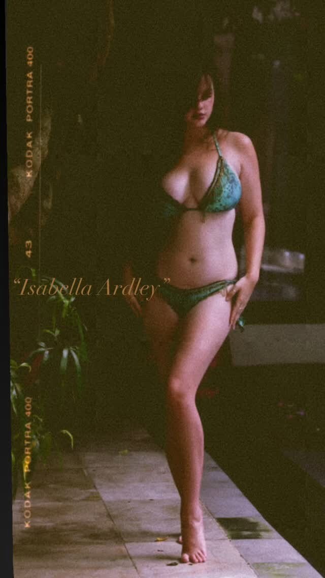 Isabella Ardley Photo #187