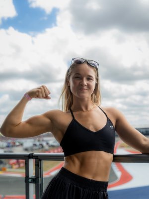 Sarah Dorough Photo #35