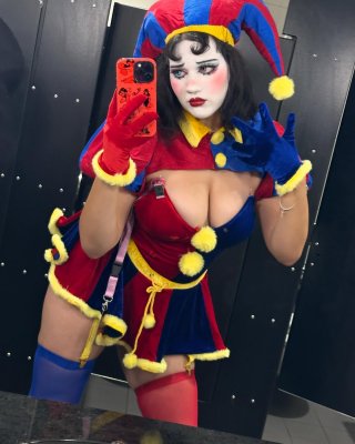 batmiilk_ Post #3