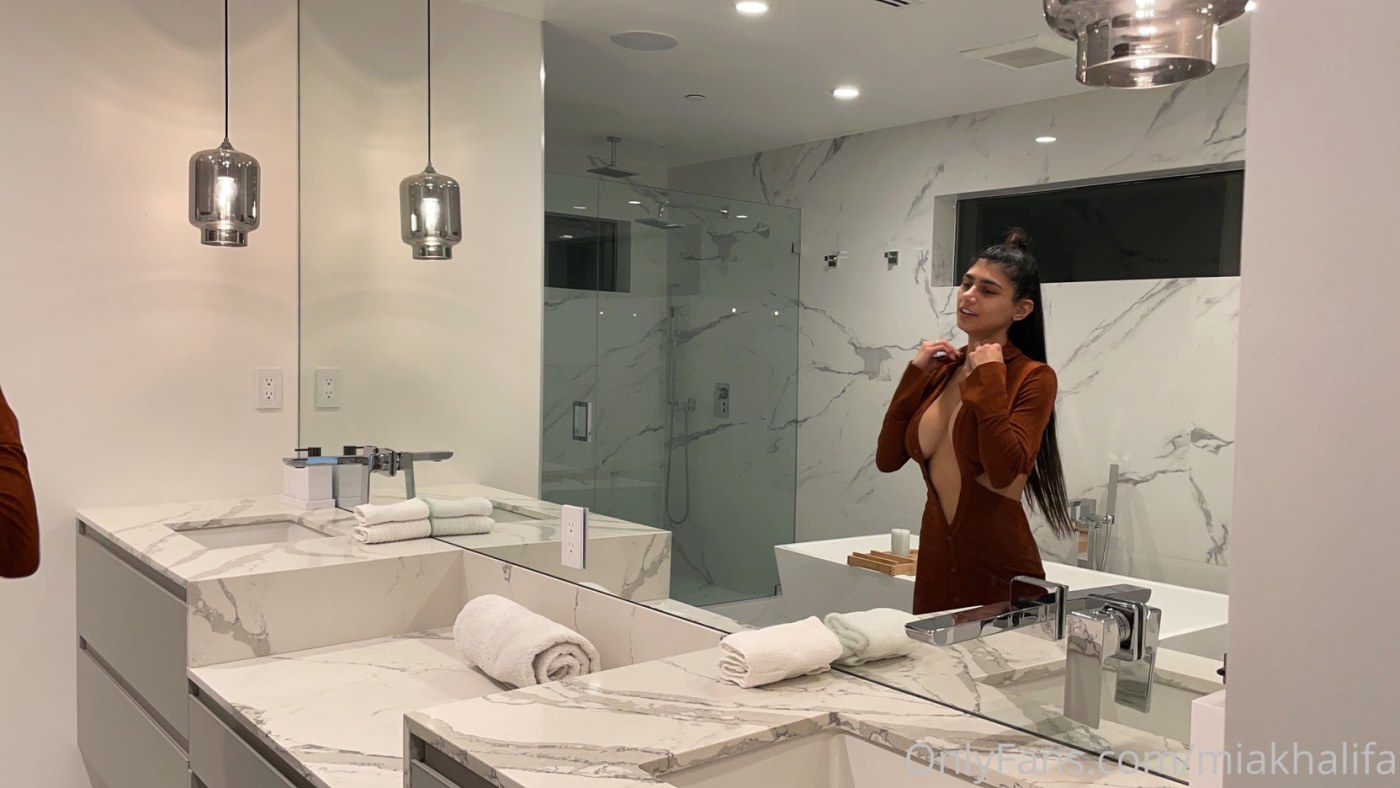 Mia Khalifa Photo #1256