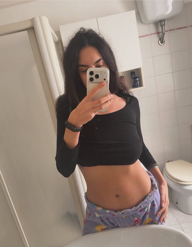 Francesca Pinto Photo #15