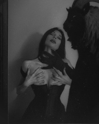 Gina Iacob Photo #49