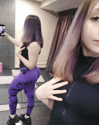 LiyaBunny69 Photo #4
