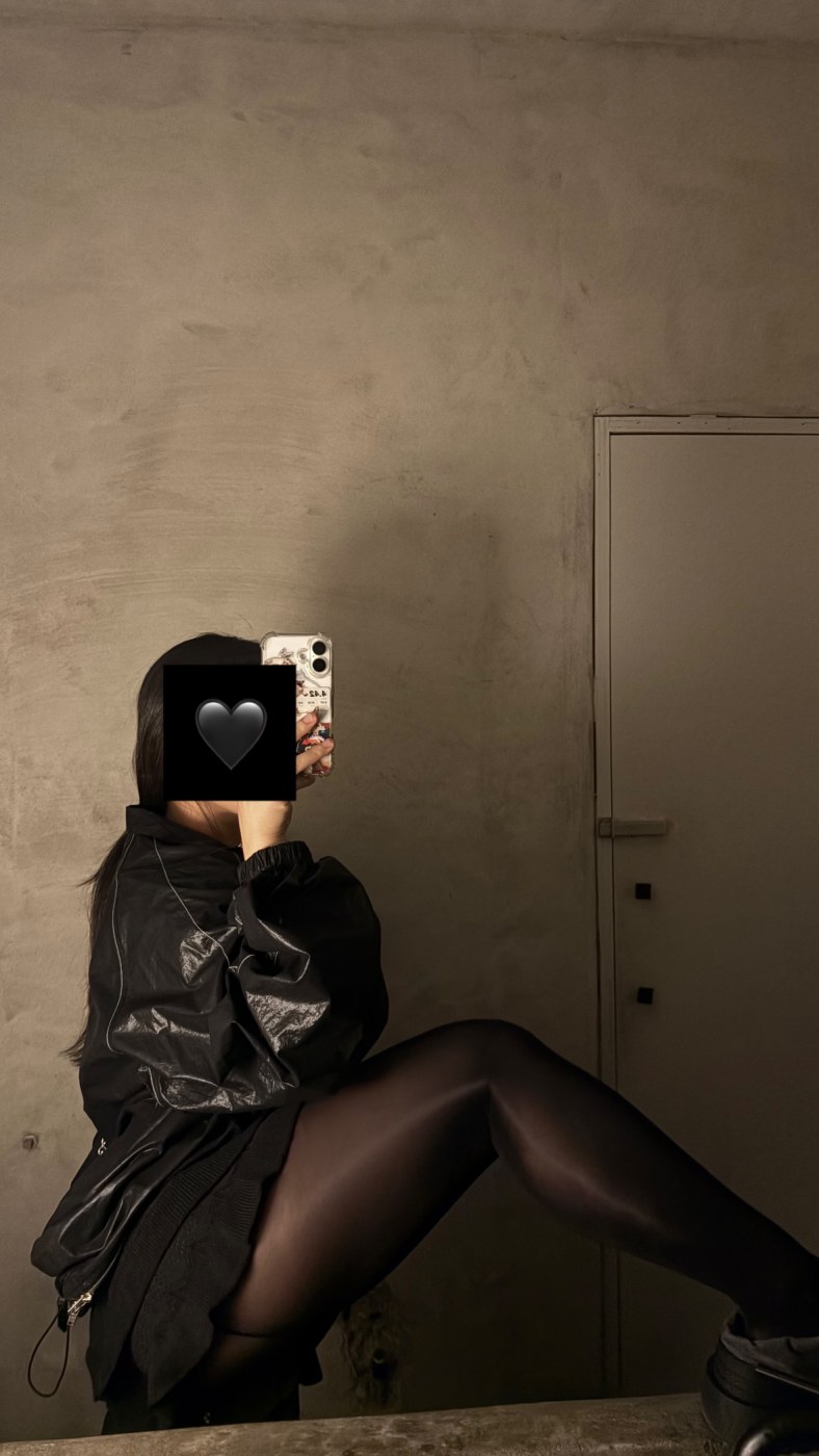 hipgirl Photo #21