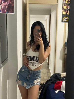 Luisa Valencia Photo #52