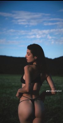 Vicky Charlon Photo #2
