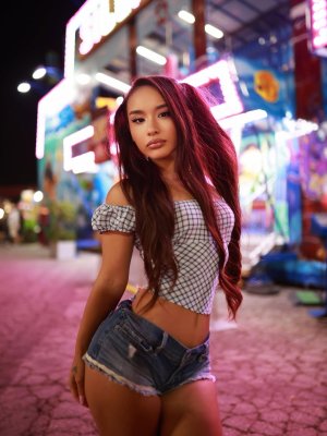 Alahna Ly Photo #395