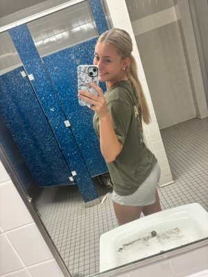 Emilia69 Post #4