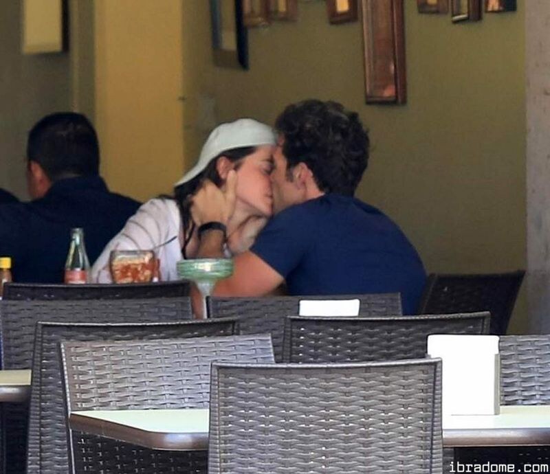 Emma Watson Photo #7