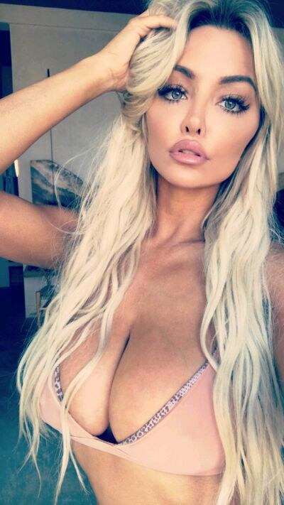 Lindsey Pelas Photo #6
