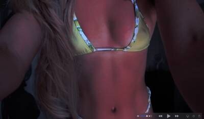 Caroline Zalog Photo #392