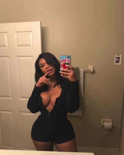 Taylor Hing Photo #12