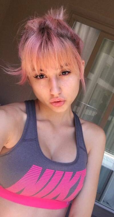 gretamenchi Photo #7