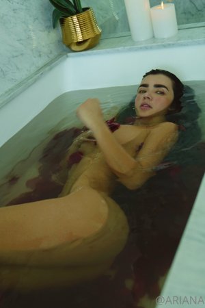 Ariana James Photo #21