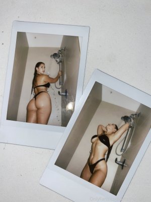 Kristina Ewing Photo #8