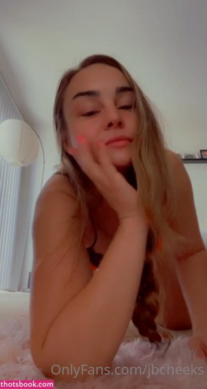 Jessica Beyer Video #33