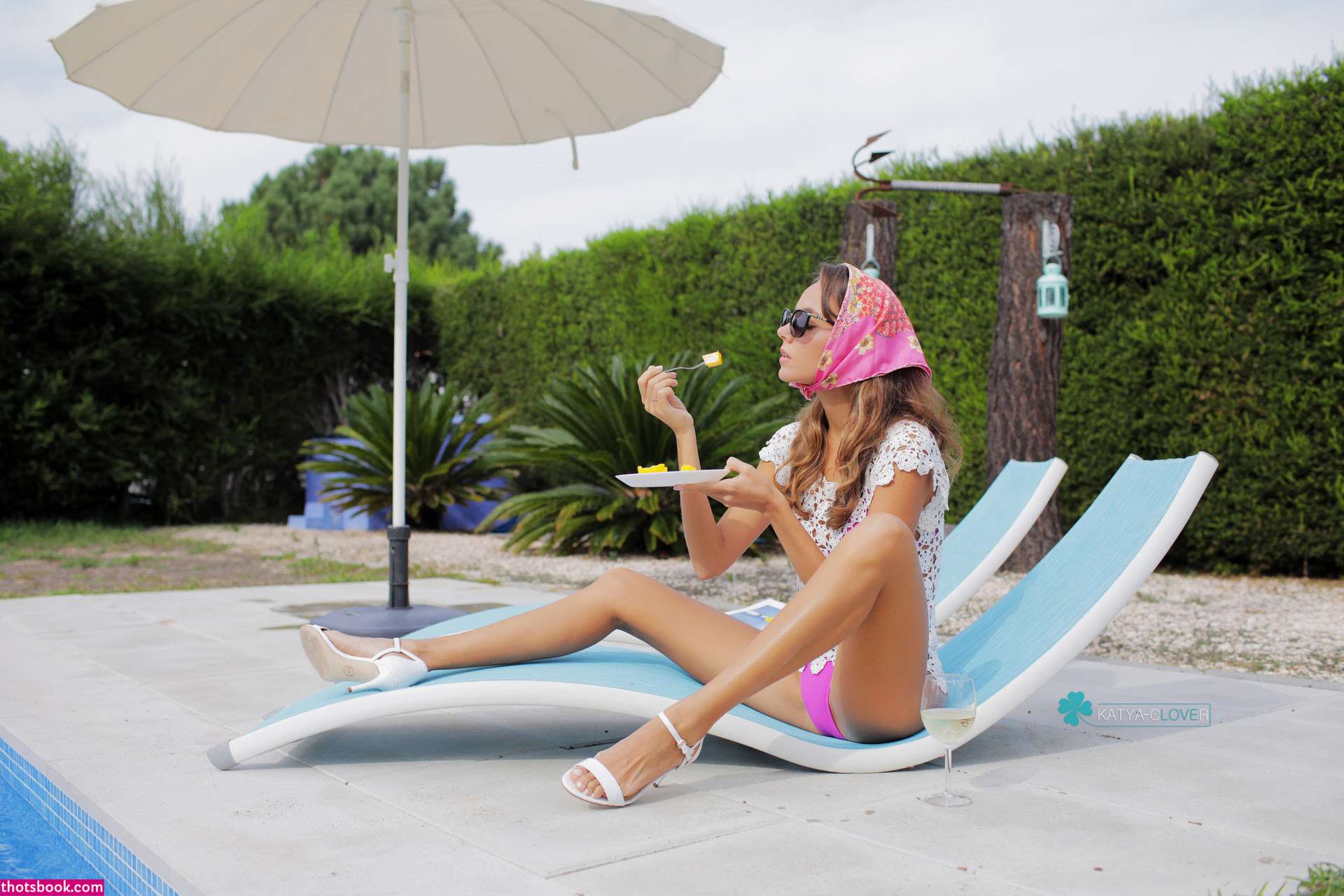 Katya Clover Photo #26