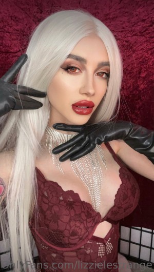 Lizzielestrange Photo #41