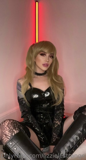 Lizzielestrange Photo #87