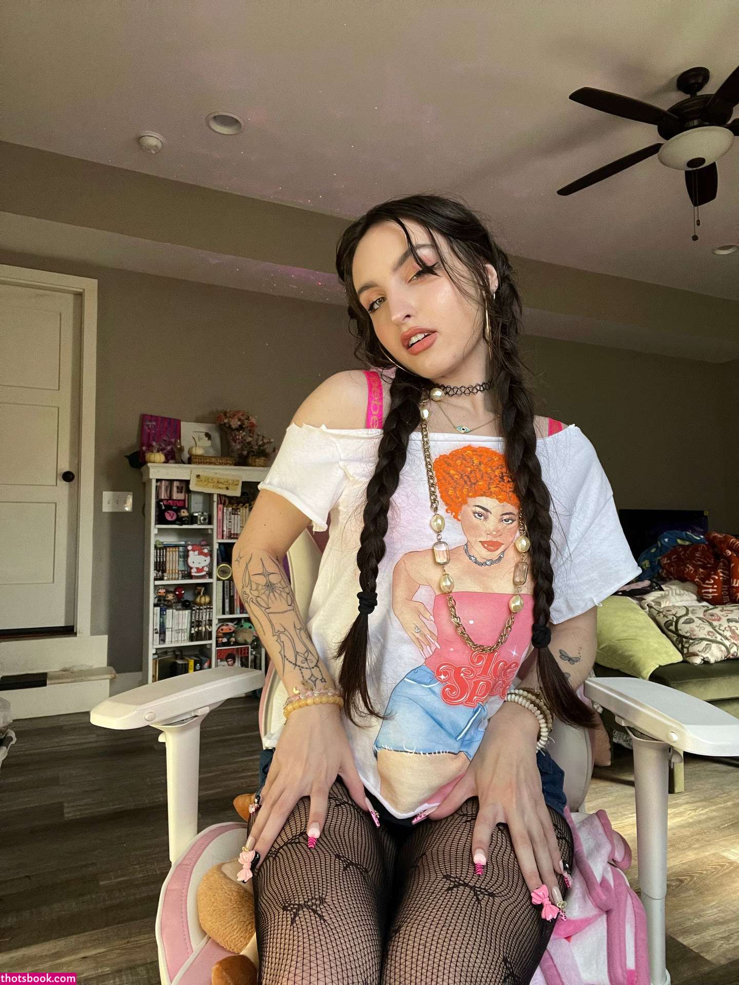 beebee ASMR Photo #221