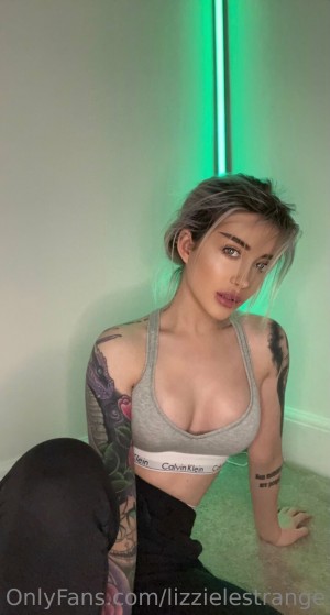 Lizzielestrange Photo #129