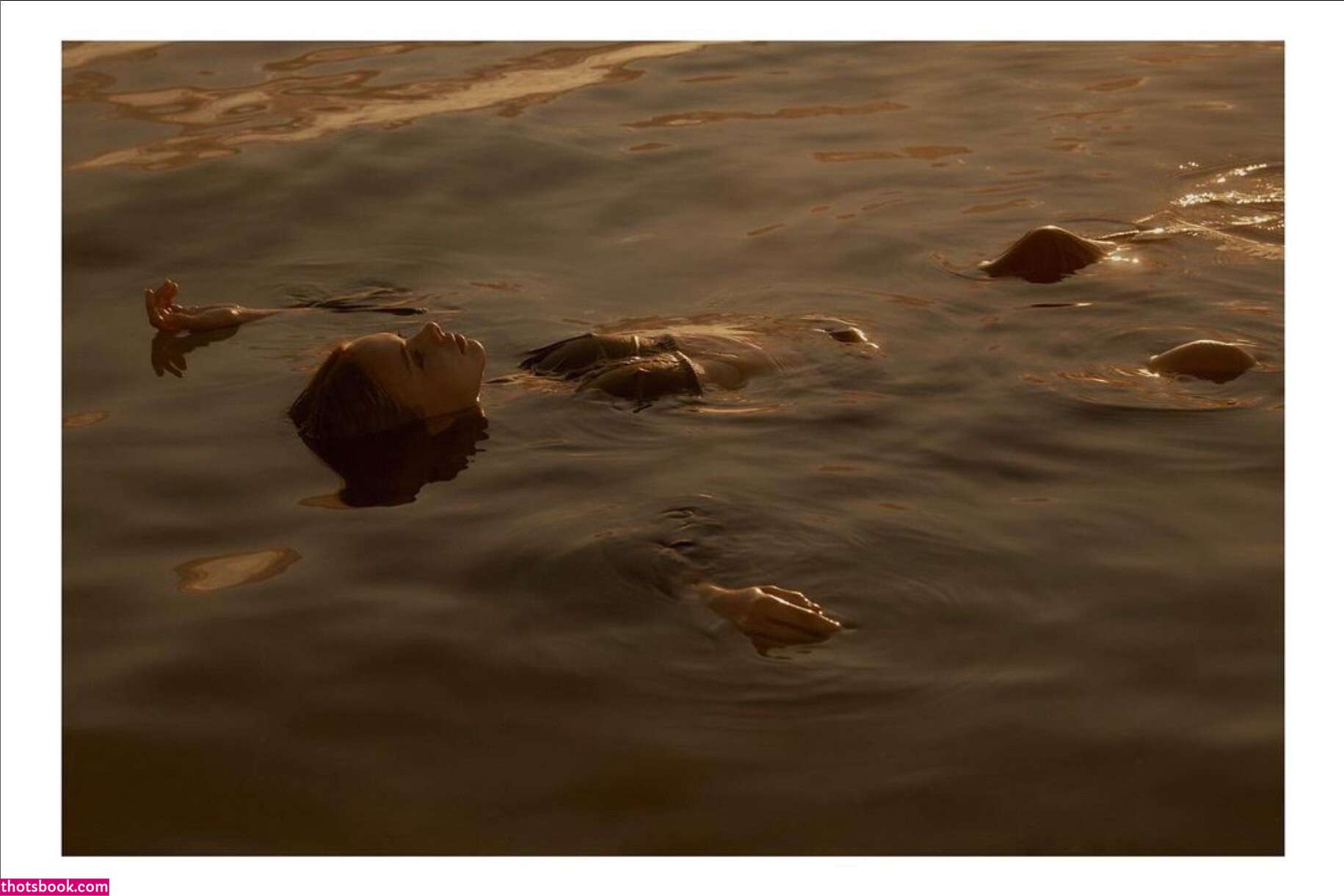 Meika Woollard Photo #10