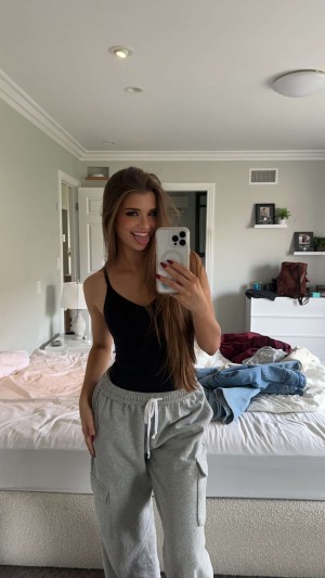 Brooke Monk Photo #20