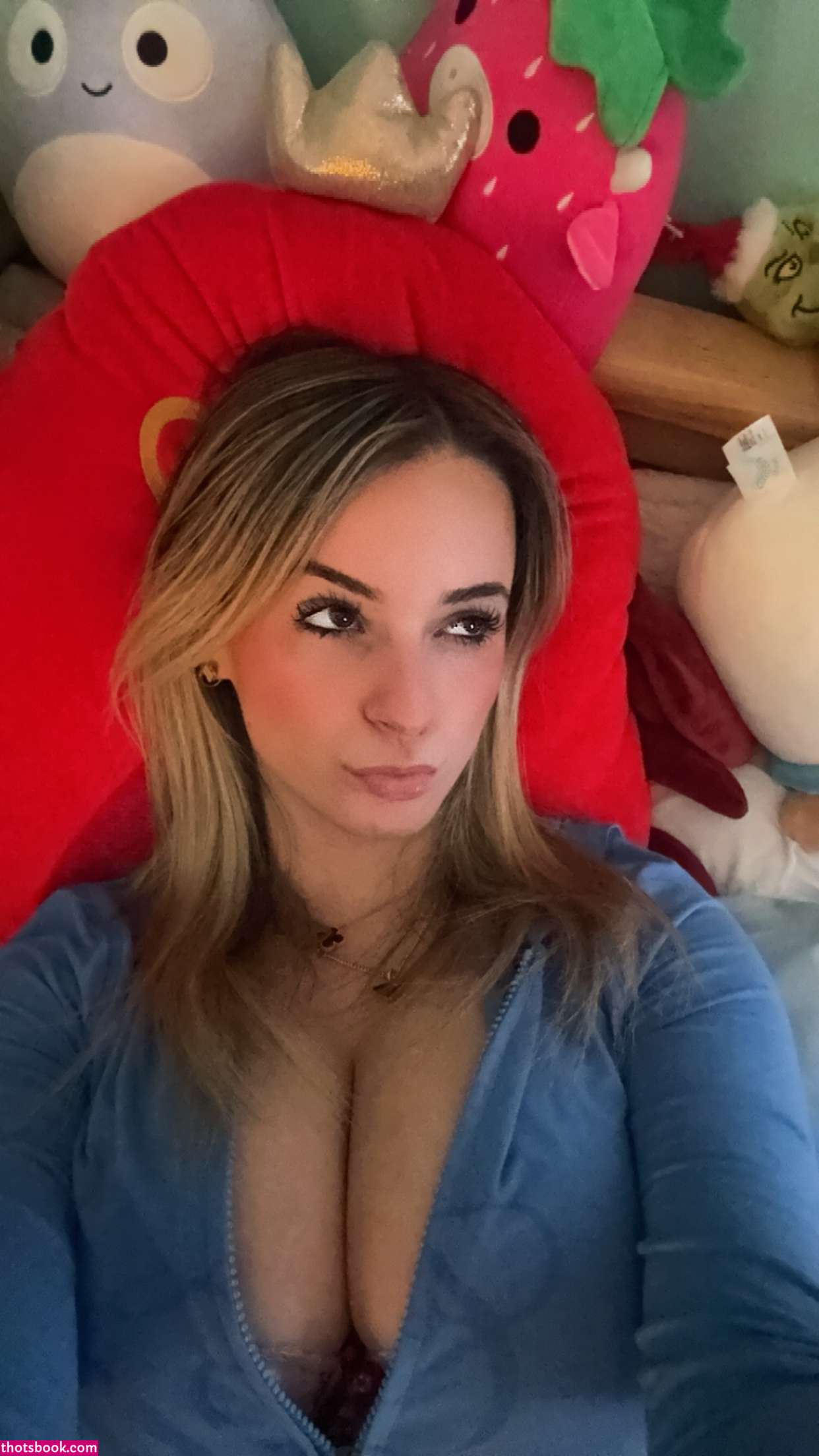 Kaitlyn Krems Photo #21