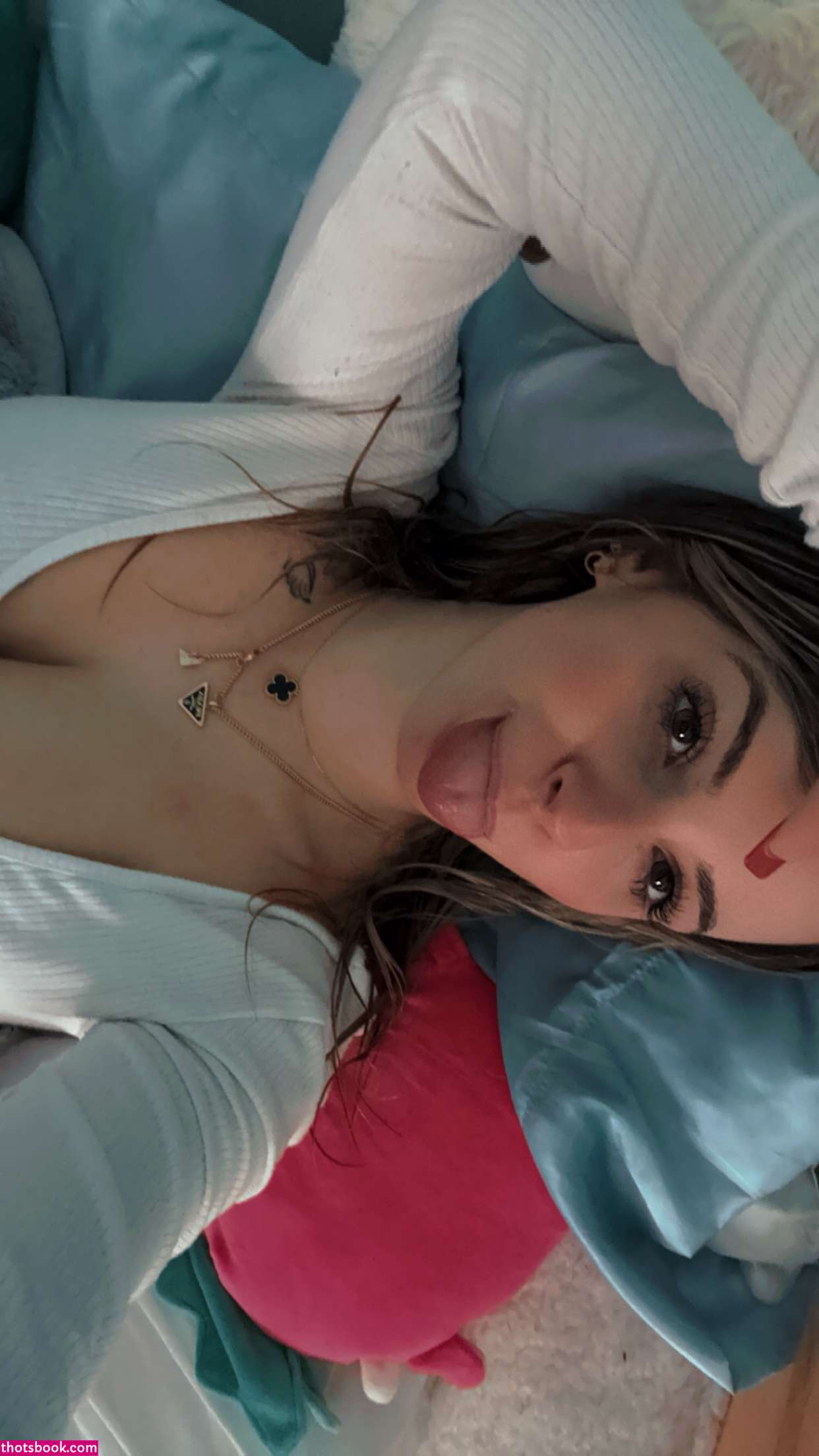 Kaitlyn Krems Photo #37