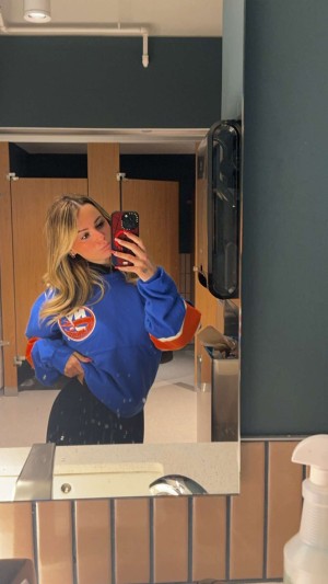 Kaitlyn Krems Photo #119