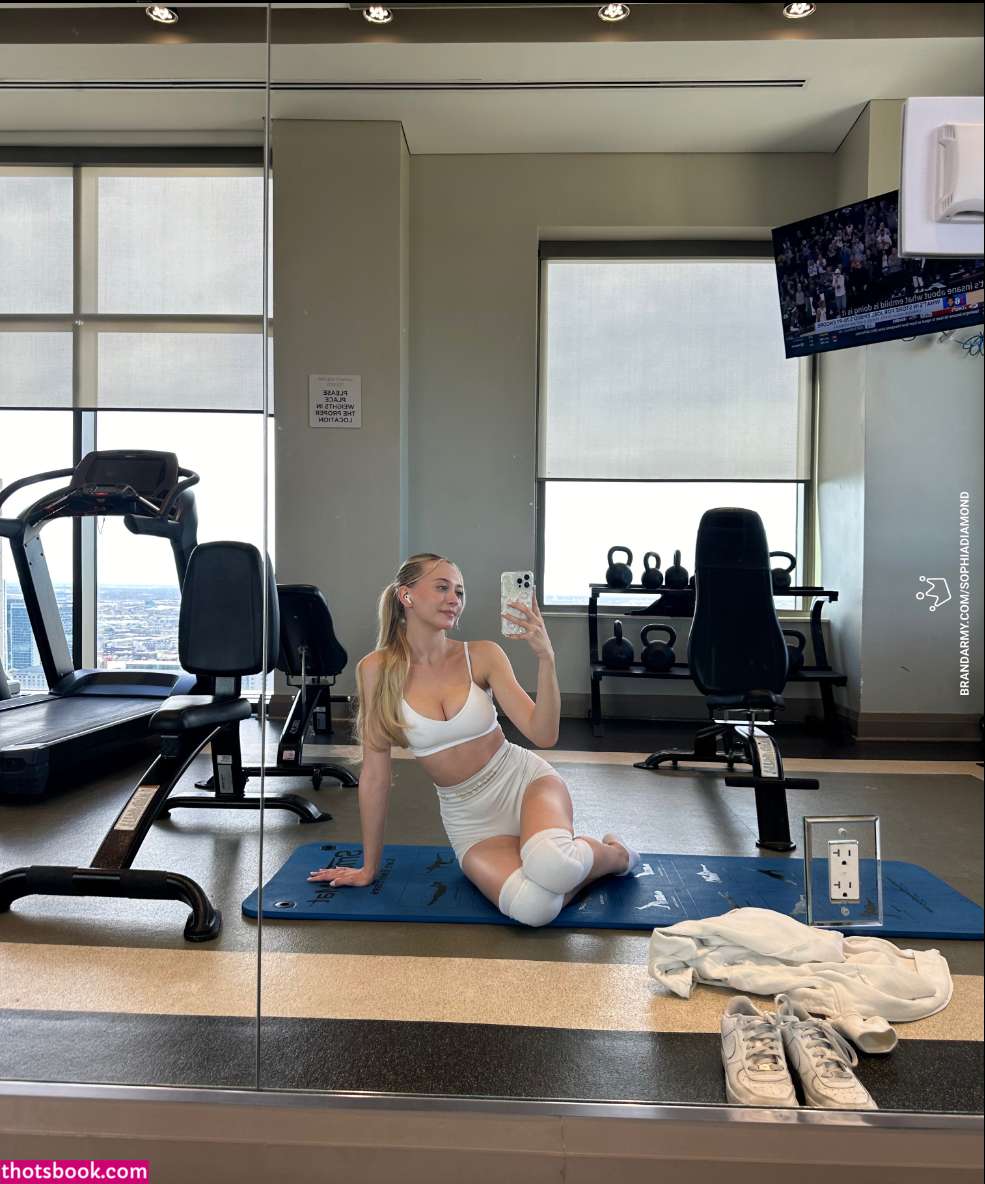 Sophia Diamond Photo #145