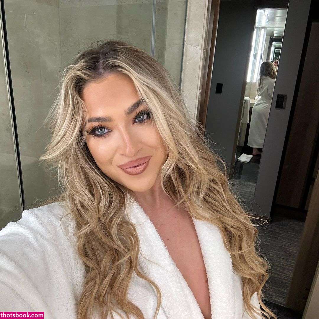 Scarlet Aviram Photo #31