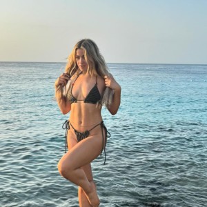 Scarlet Aviram Photo #42