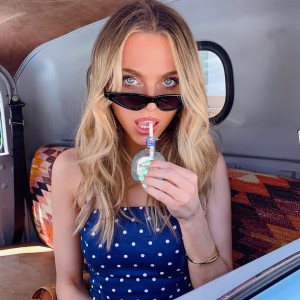 Anne Winters Photo #21