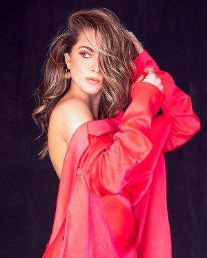 Anne Winters Photo #51