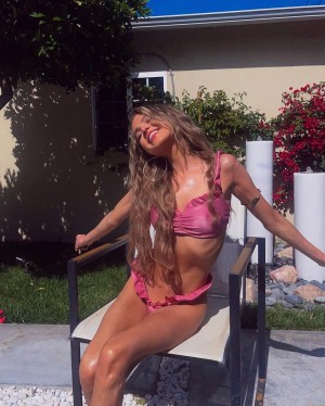 Anne Winters Photo #64