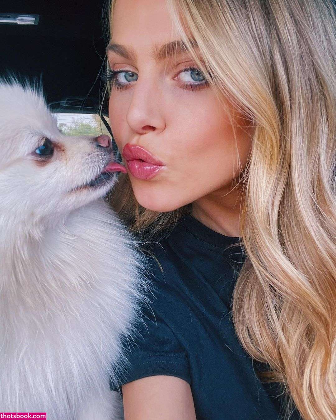 Anne Winters Photo #142