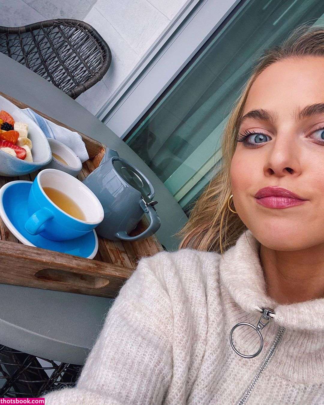 Anne Winters Photo #162