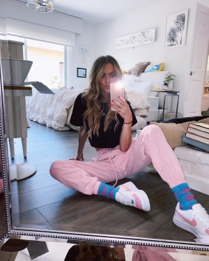 Anne Winters Photo #156