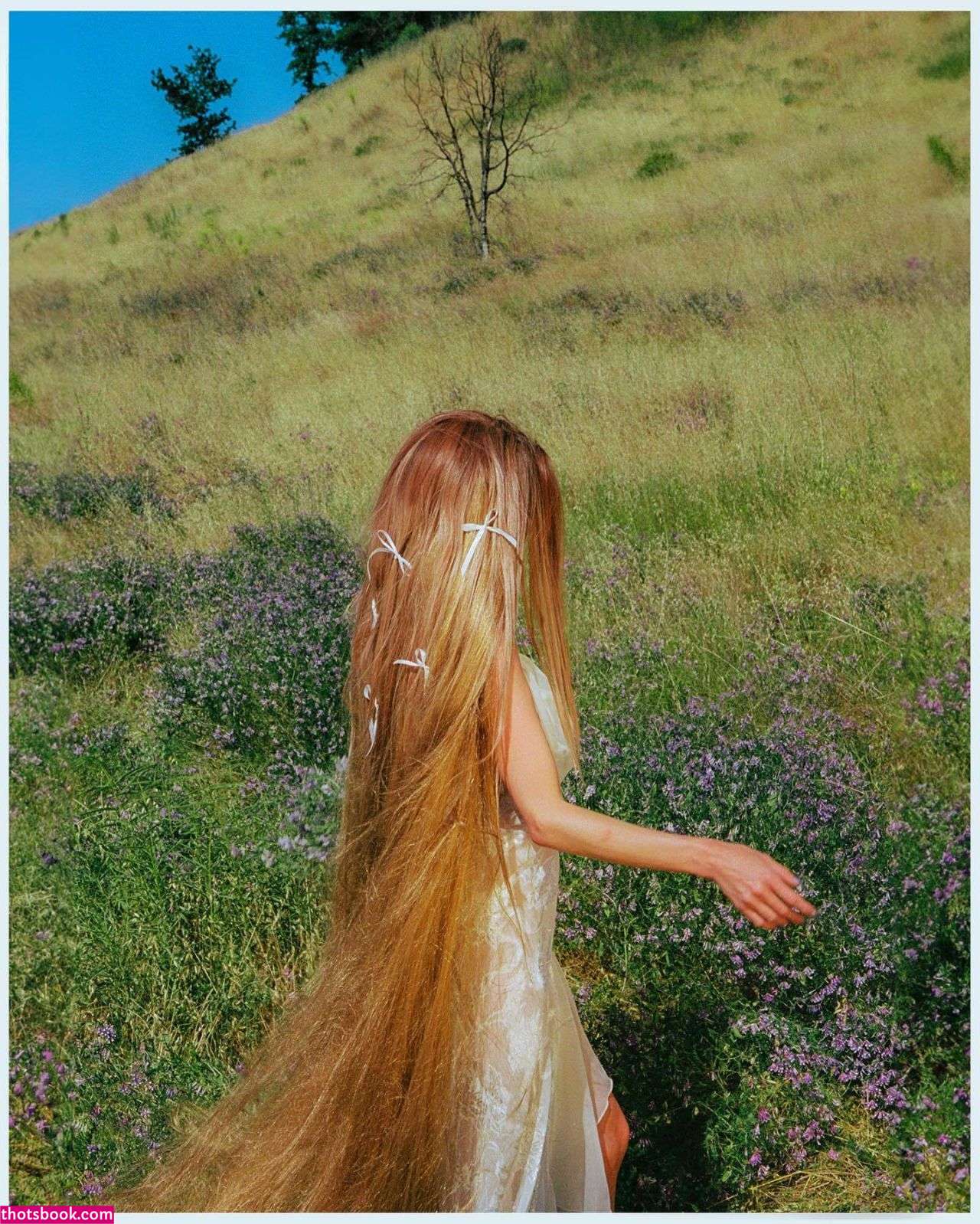 Anne Winters Photo #245