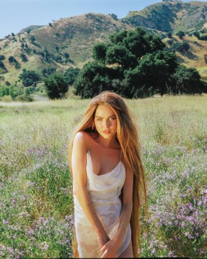 Anne Winters Photo #237