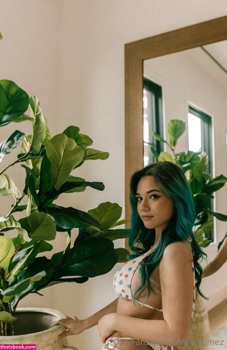 Sofia Gomez Photo #854