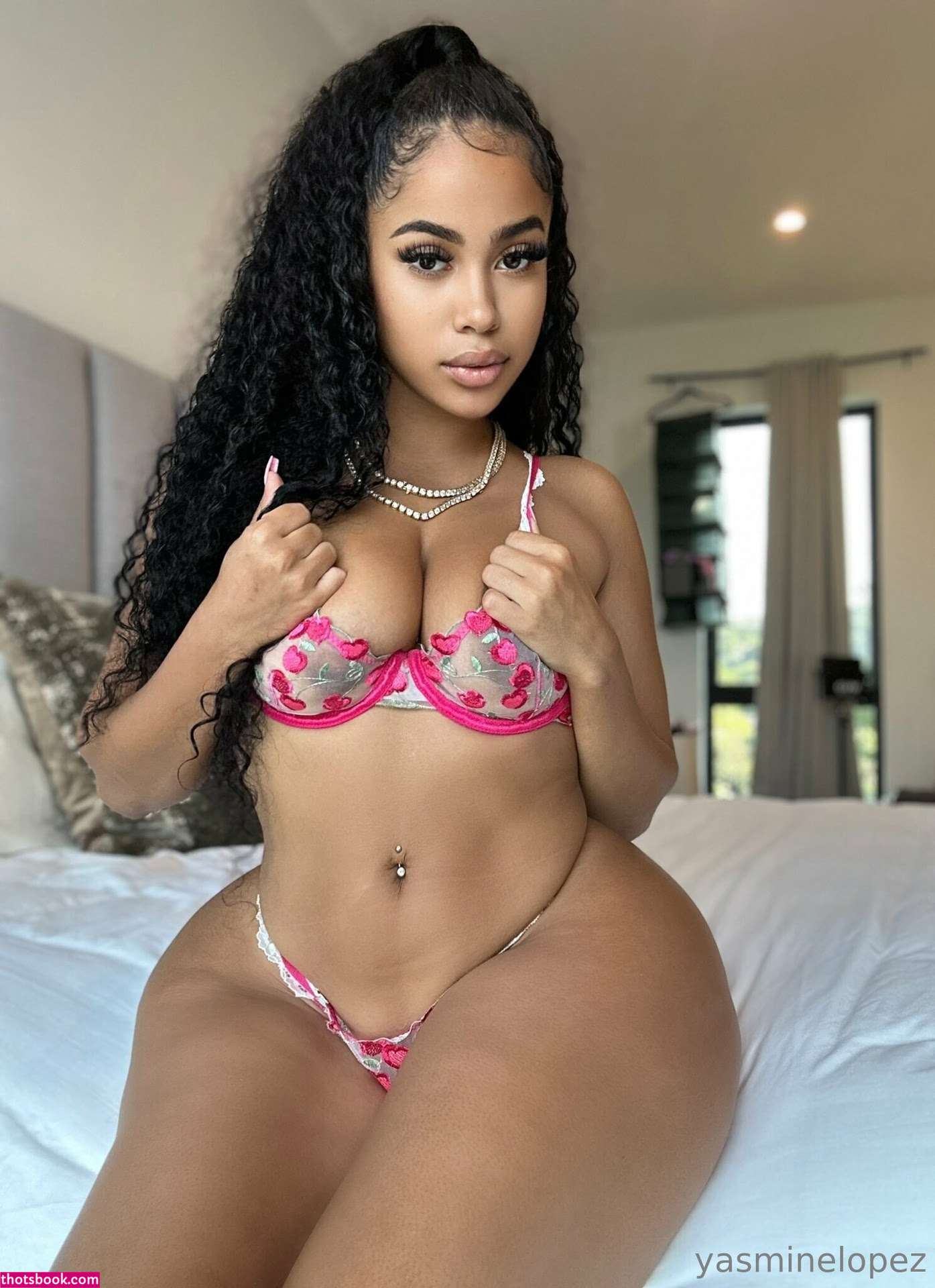 Yasmine Lopez Photo #151