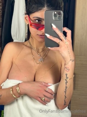 Mia Khalifa Photo #522