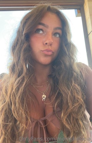 Monika Mancini Photo #64