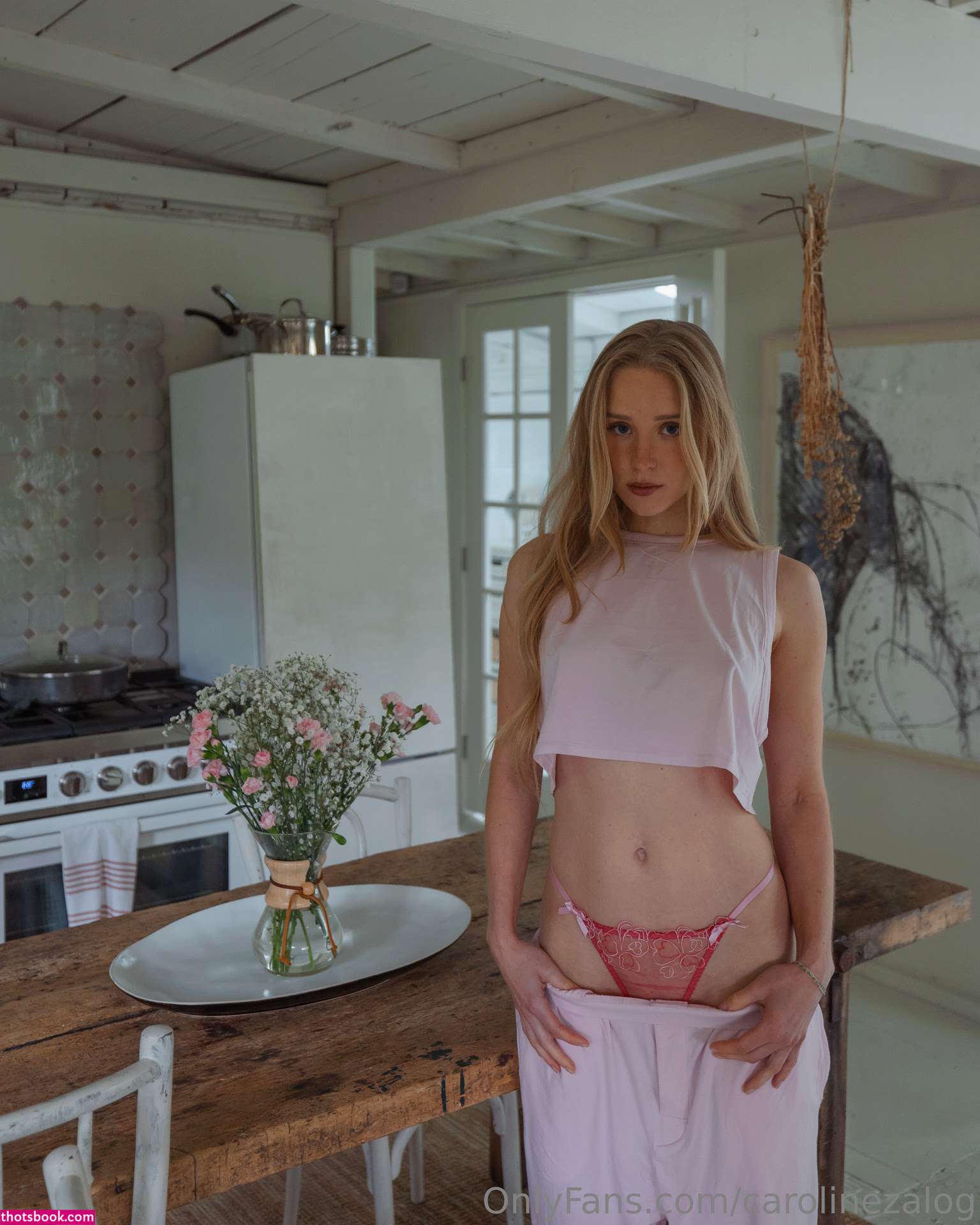 Caroline Zalog Photo #1033