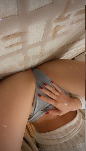 Carolina Samani Photo #290